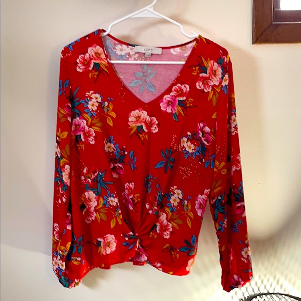 Women’s floral top